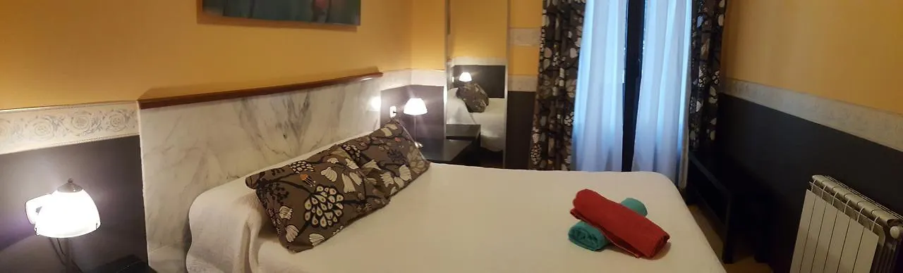Pension Aries San Sebastian Guest house