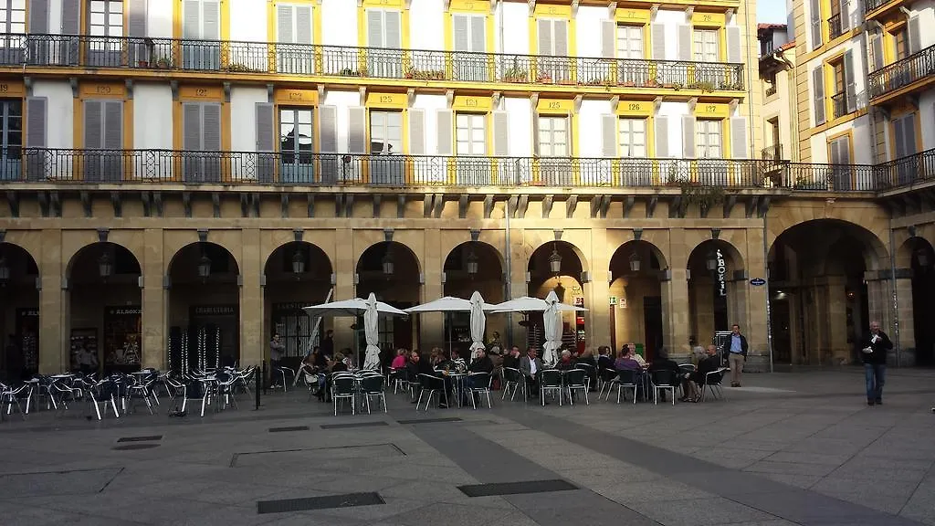 Pension Aries San Sebastián