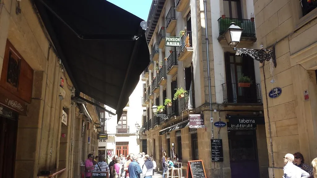 Pension Aries San Sebastián Spagna