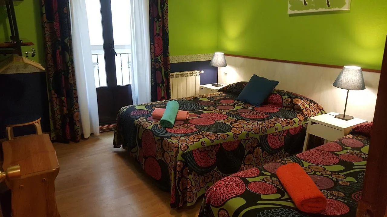 Affittacamere Pension Aries San Sebastián